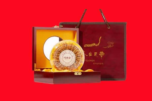 收购资讯:福安市回收冬虫夏草是按克吗